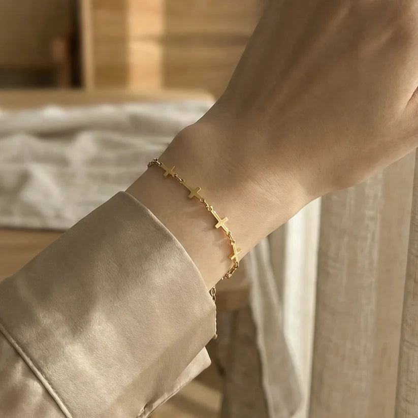 Bratara Cross Elegance