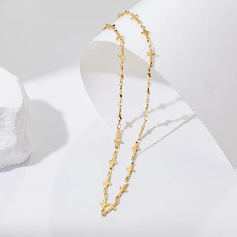 Lant Cross Elegance
